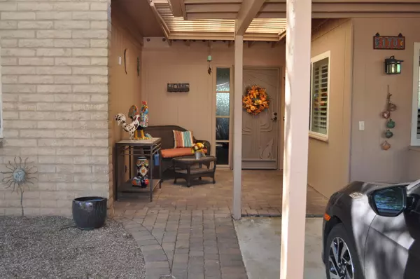 170 E Mountain Morning Drive, Oro Valley, AZ 85704