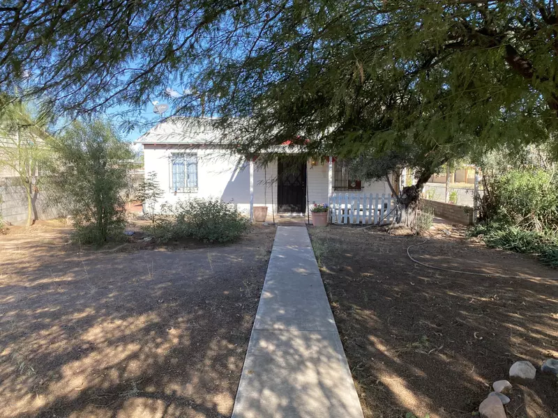 302 W District Street, Tucson, AZ 85714