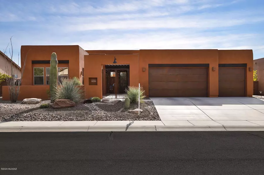 12638 N Fallen Shadows Drive, Marana, AZ 85658