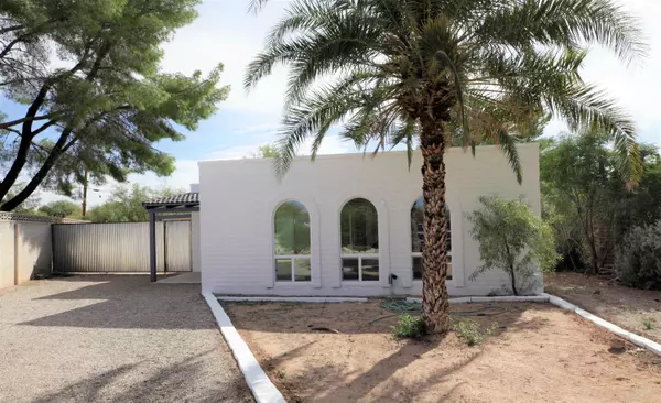 210 N Cloverland Avenue, Tucson, AZ 85711