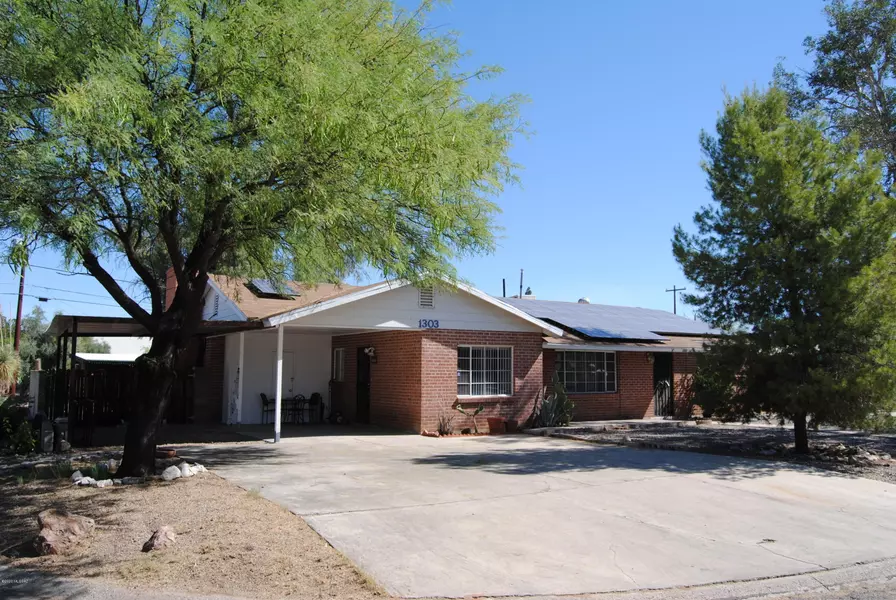 1303 S Avenida Sirio, Tucson, AZ 85710