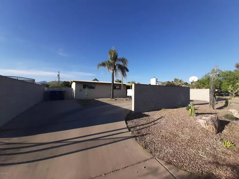 5807 E 21St Street, Tucson, AZ 85711