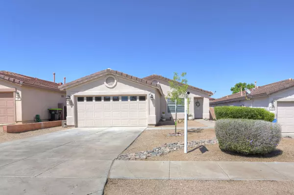 265 E Monterey Cypress Street, Sahuarita, AZ 85629