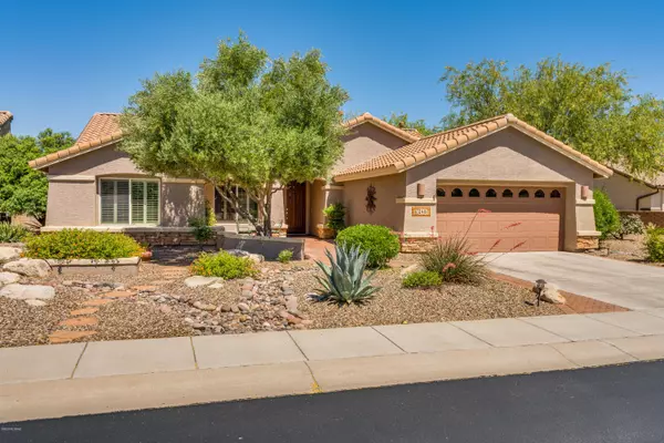 2487 E Bluejay Bluff Lane, Green Valley, AZ 85614