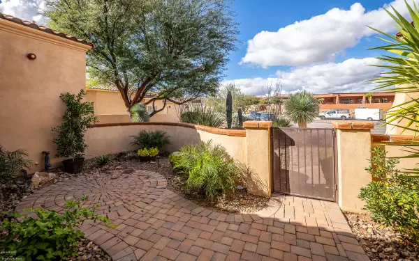 Oro Valley, AZ 85737,416 E Natasha Court