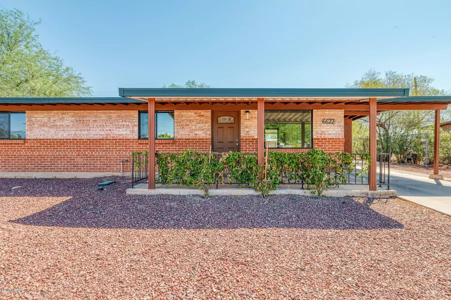 6622 E Calle Dened, Tucson, AZ 85710