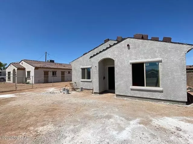 6756 S Melody Avenue, Tucson, AZ 85756