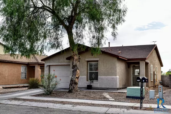 5476 S Monrovia Avenue, Tucson, AZ 85706