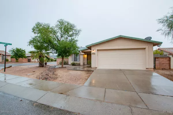 4621 W Snowberry Lane, Tucson, AZ 85742