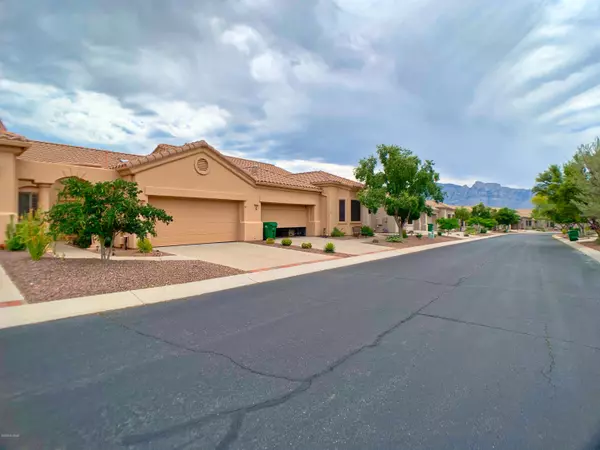 Oro Valley, AZ 85755,13401 N Rancho Vistoso Boulevard #5