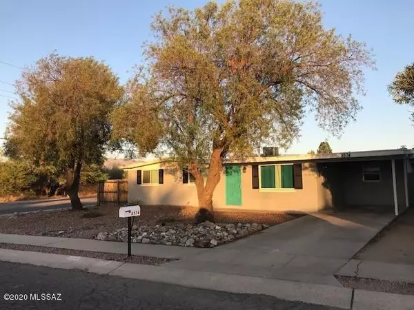 8574 E Fond Du Lac Drive, Tucson, AZ 85730