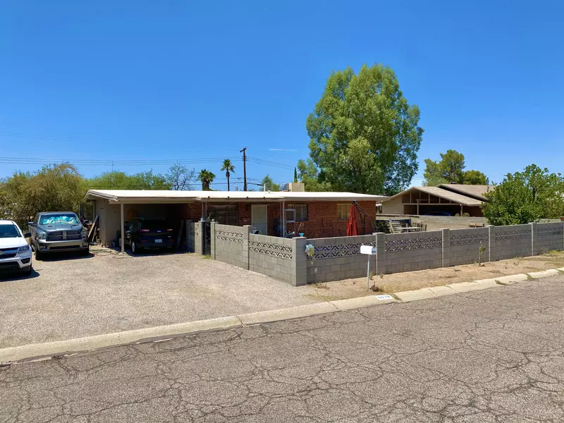 6538 E Calle Cappela, Tucson, AZ 85710