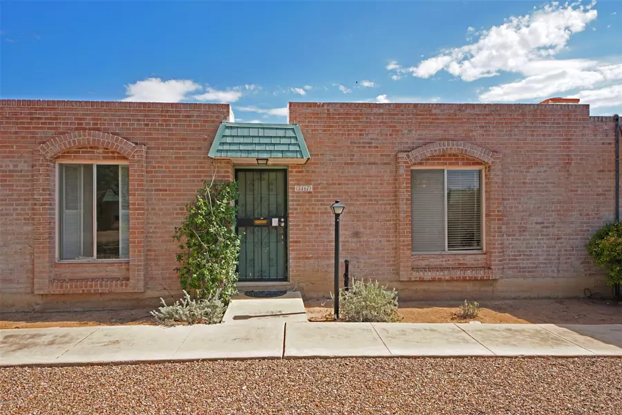 3467 E Seneca Street, Tucson, AZ 85716