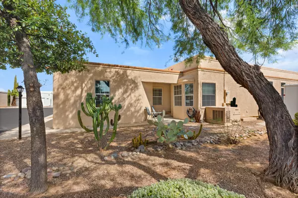 Green Valley, AZ 85614,525 W Riverdale Court