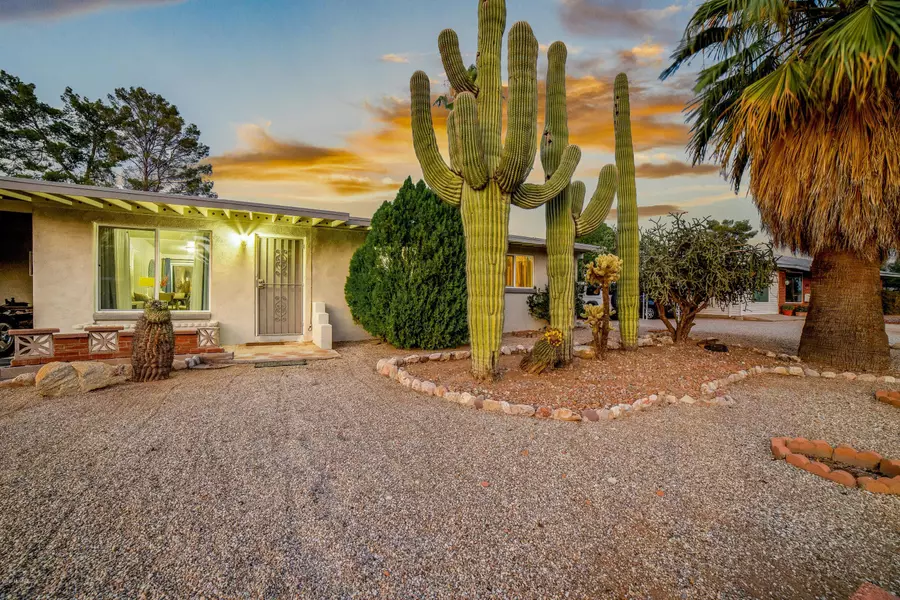 6457 E Calle Cappela, Tucson, AZ 85710