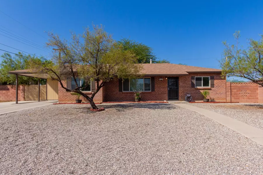 1458 S Avenida Sirio, Tucson, AZ 85710