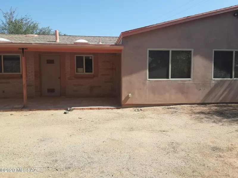 940 S Van Buren Avenue, Tucson, AZ 85711