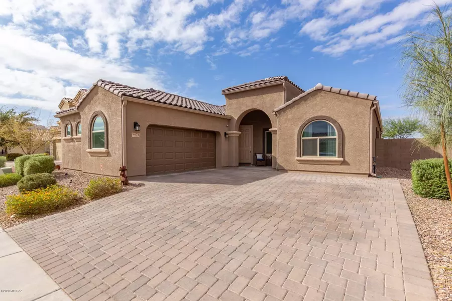 9673 N Hebden Way, Marana, AZ 85653