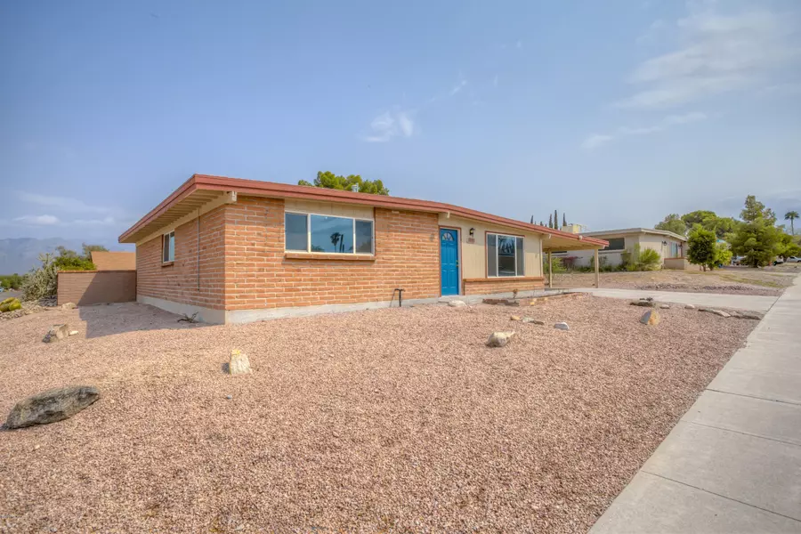 8501 E Fairmount Place, Tucson, AZ 85715