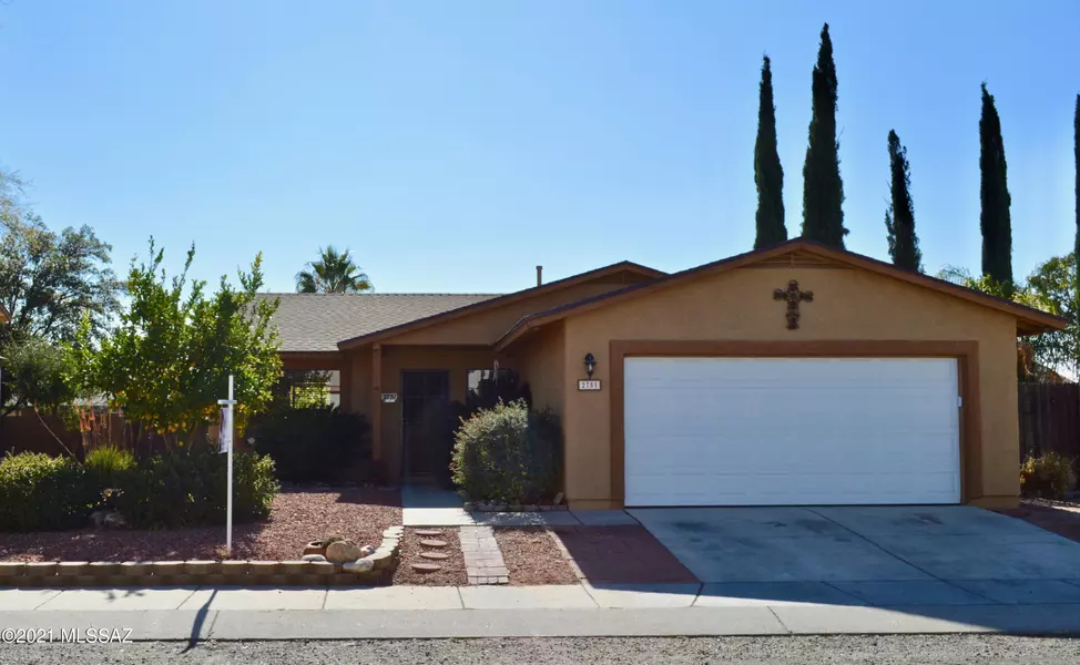 2751 W Camino De La Caterva, Tucson, AZ 85742