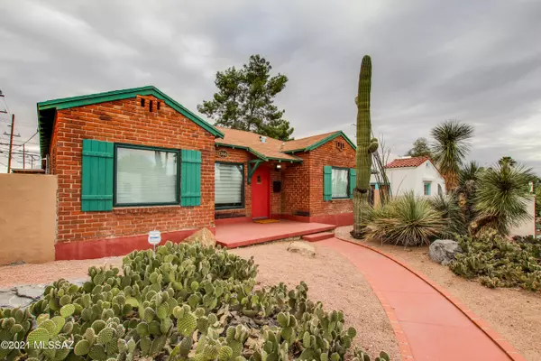 1746 E Grant Road, Tucson, AZ 85719