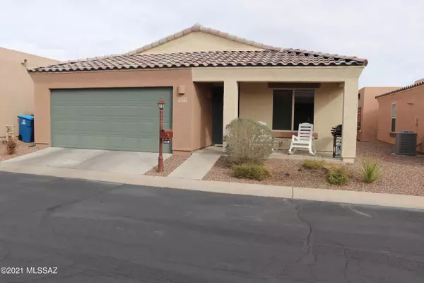 1313 W Vuelta Arvizu, Sahuarita, AZ 85629