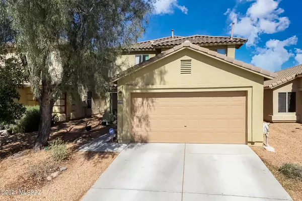 680 W Firehawk Drive, Green Valley, AZ 85614