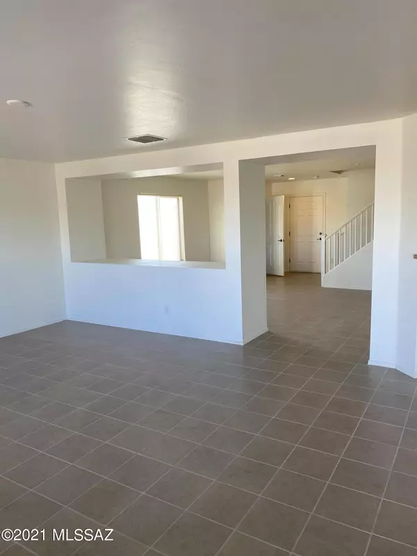 Sahuarita, AZ 85629,1114 W Camino Hombre Viejo