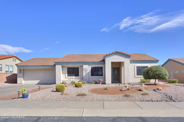 4835 S Tropicana Drive, Green Valley, AZ 85622