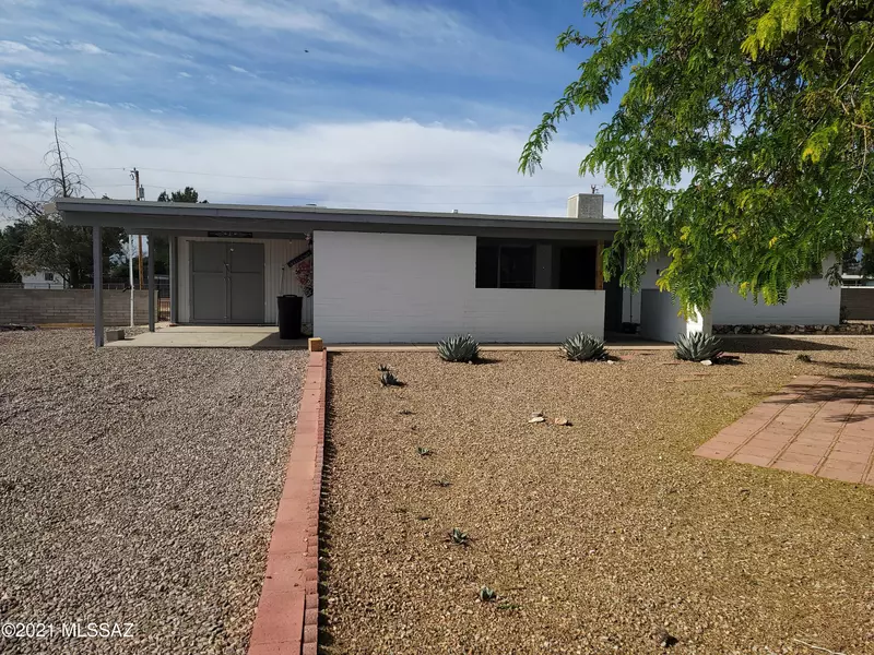 1016 Justin Street, Pearce, AZ 85625