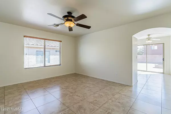 Green Valley, AZ 85614,709 W Cholla Crest Drive