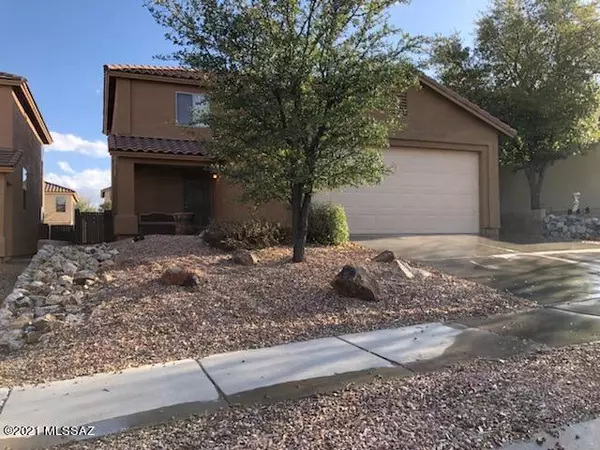 683 W Amber Sun Drive, Green Valley, AZ 85614