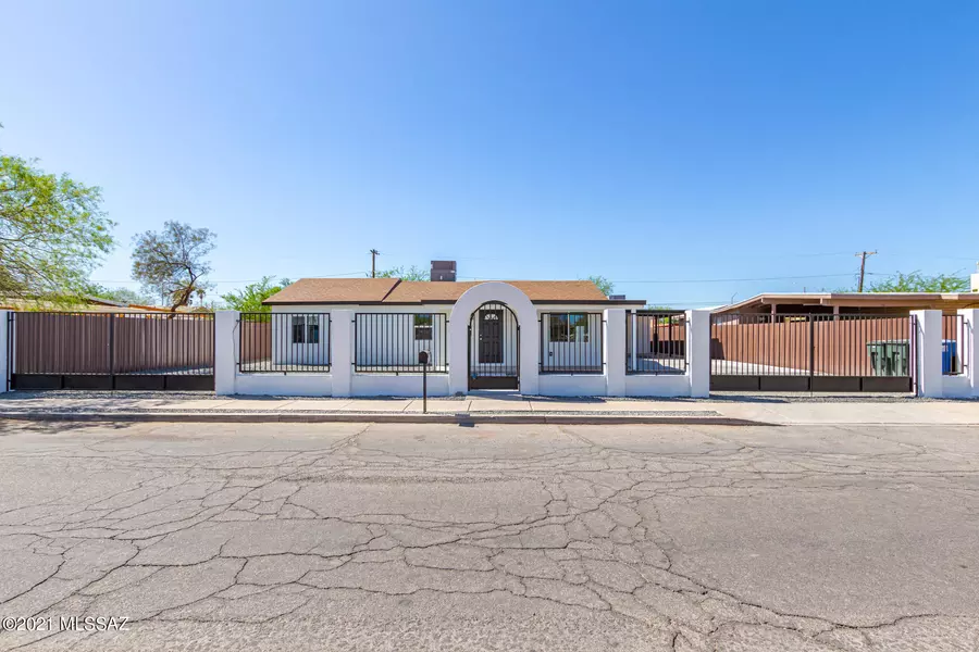 733 W Louisiana Street, Tucson, AZ 85706