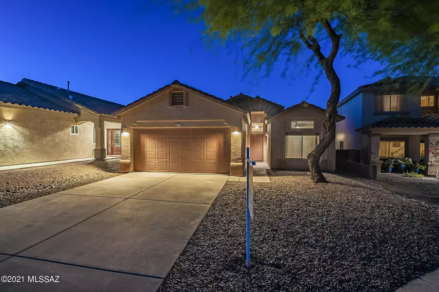 4156 W Glance Mine Place, Tucson, AZ 85745