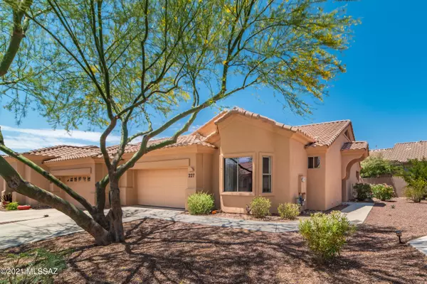 Oro Valley, AZ 85755,13401 N Rancho Vistoso Boulevard #227