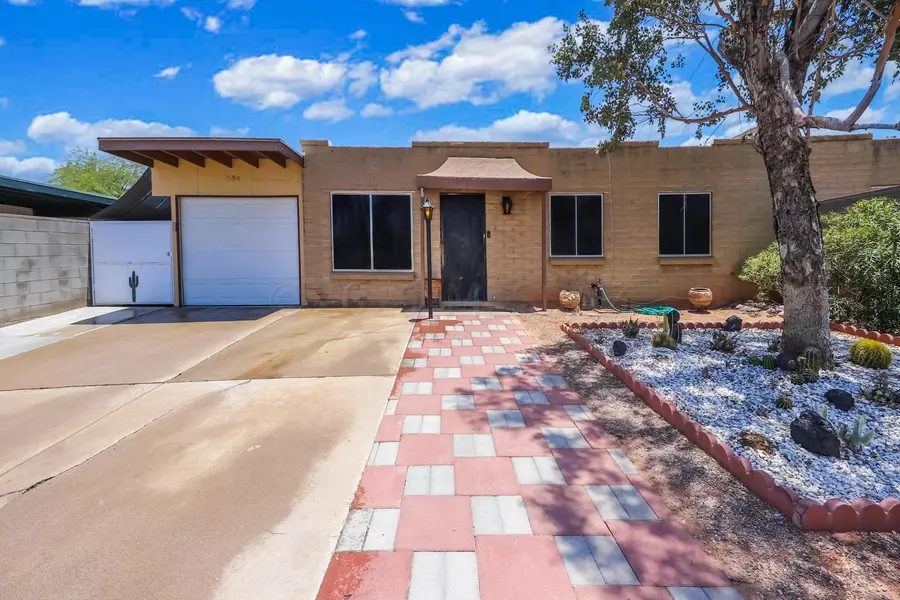 7684 E Queen Palm Ci Circle, Tucson, AZ 85730