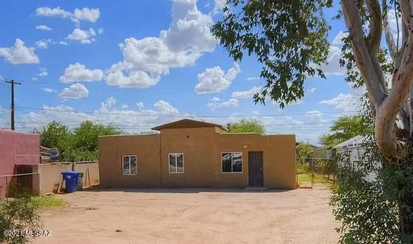 319 W District Street, Tucson, AZ 85714