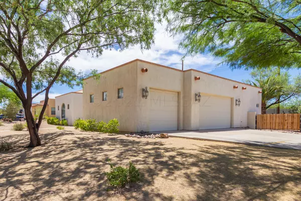 3504 E Calle Del Prado, Tucson, AZ 85716