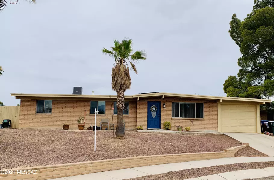 7730 E Basswood Place, Tucson, AZ 85730