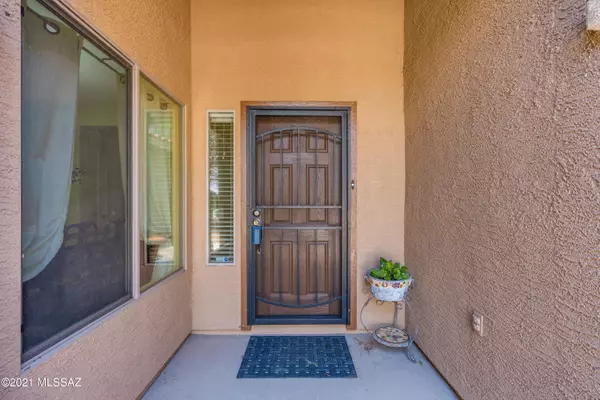 Tucson, AZ 85743,8131 N Wayward Star Drive