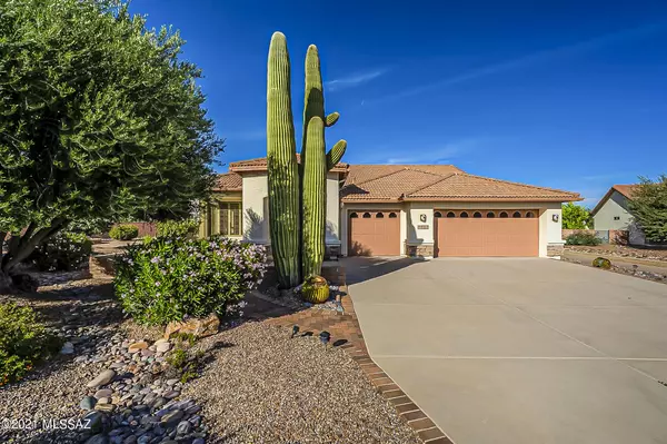 2217 E Cypress Canyon Drive, Green Valley, AZ 85614