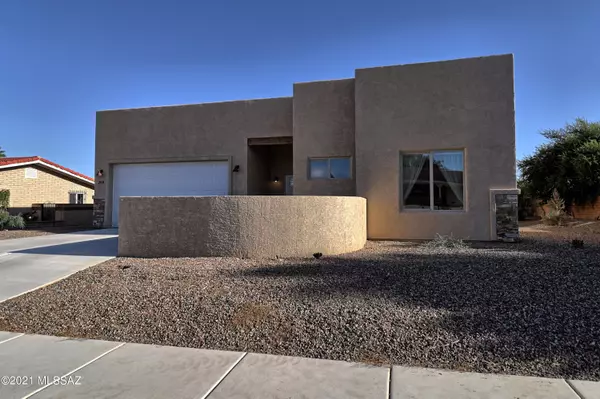 269 W Calle Frambuesa, Green Valley, AZ 85614