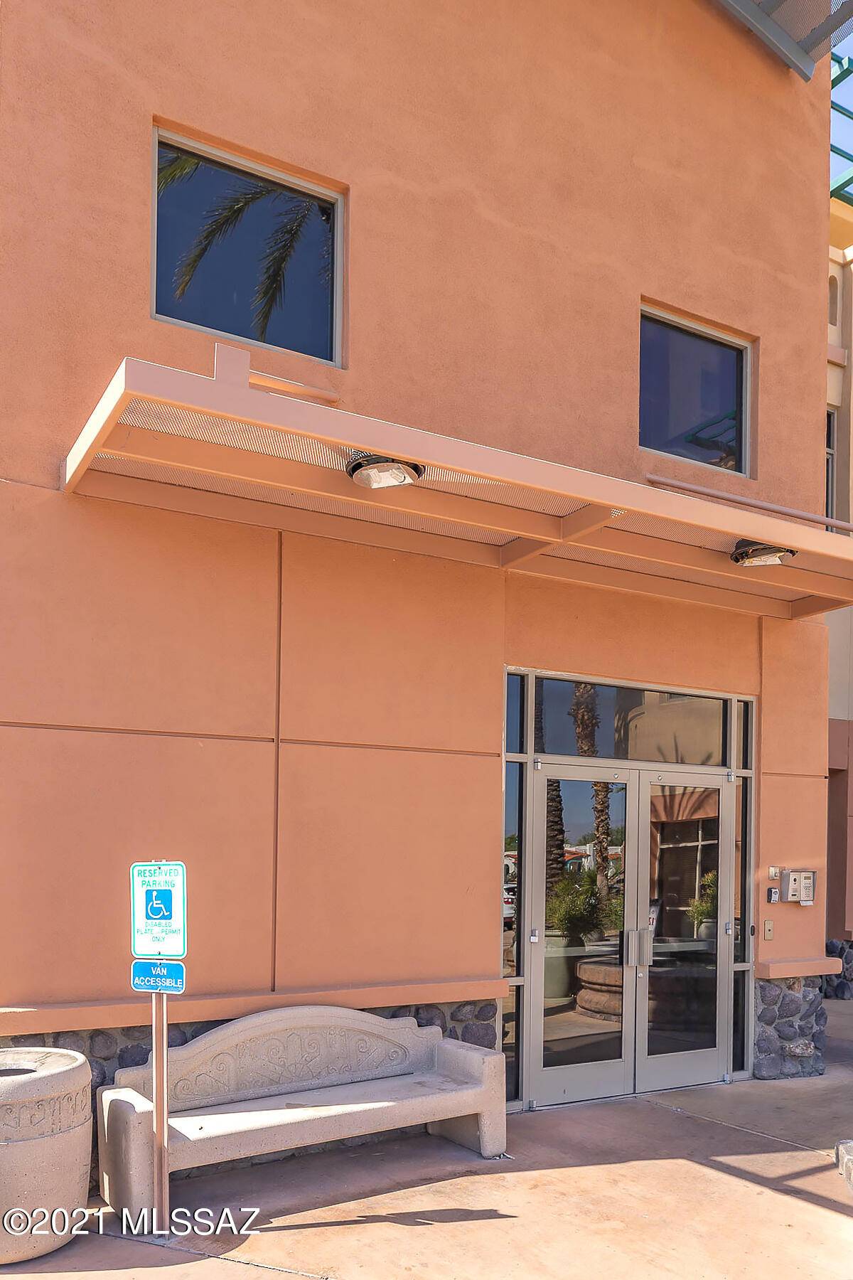 Tucson, AZ 85719,446 N Campbell Avenue