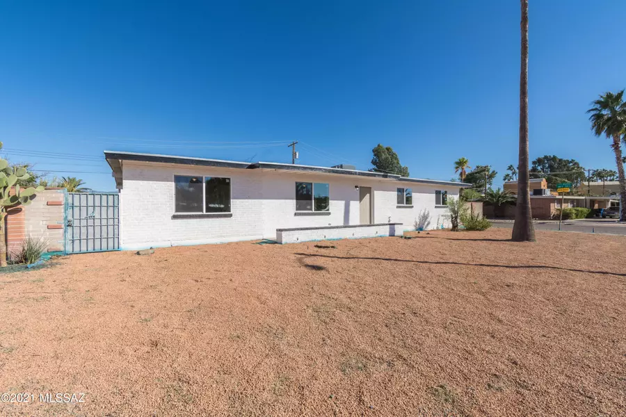 2175 S Avenida Planeta, Tucson, AZ 85710