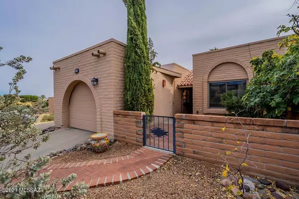 1561 W Placita Travis, Green Valley, AZ 85622