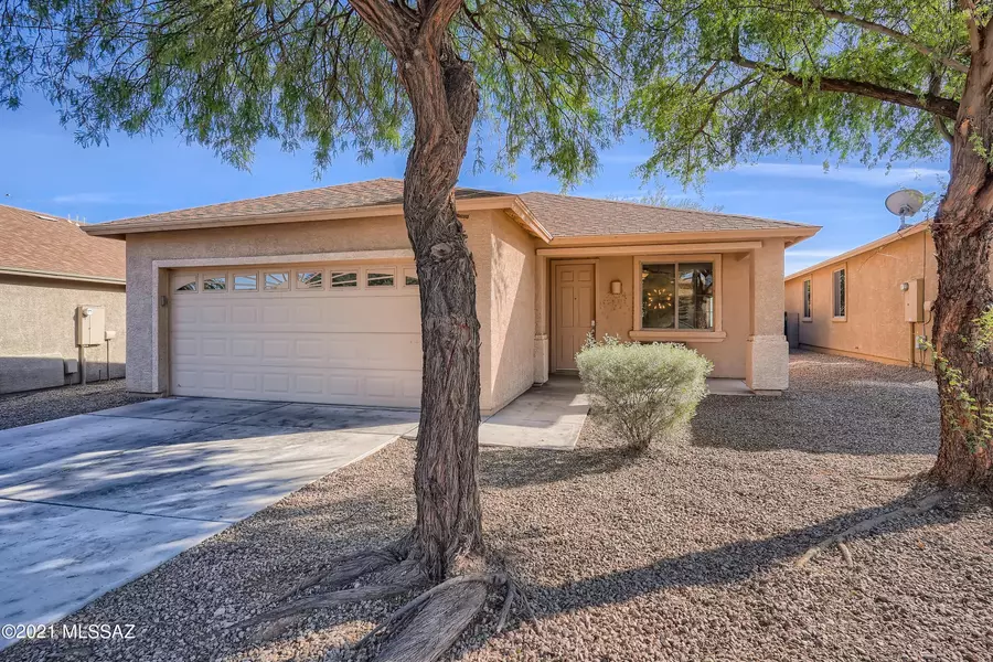 3231 S Lakeside Ridge Loop, Tucson, AZ 85730