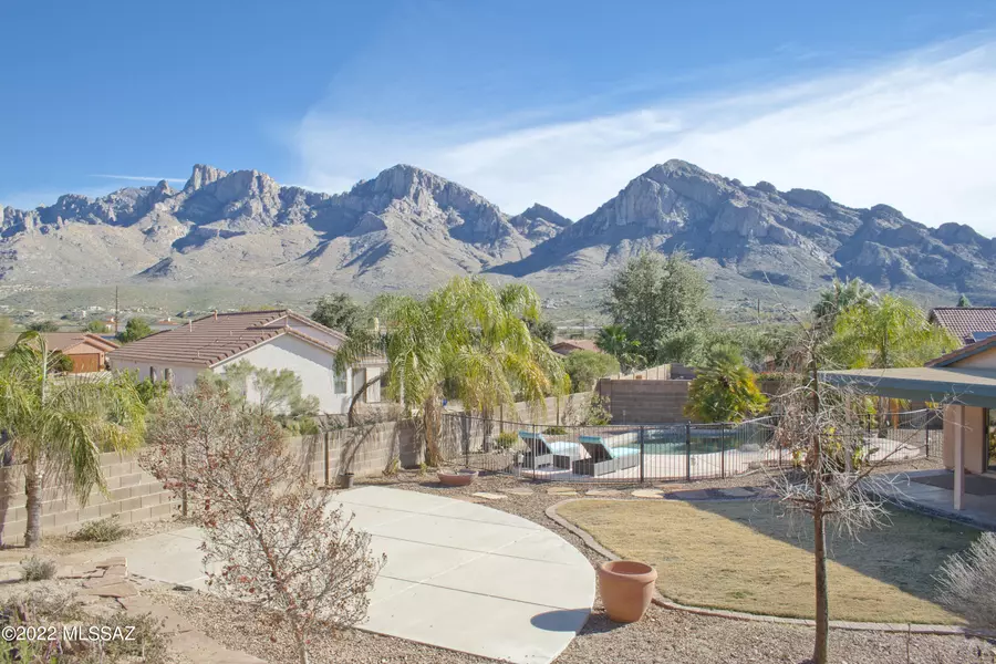 10768 N River Point Court, Oro Valley, AZ 85737