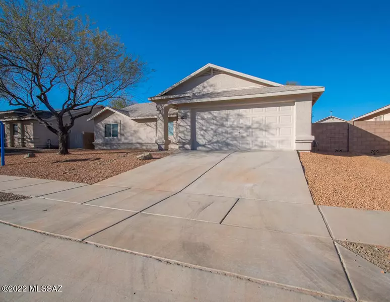 7993 E Blindweed Drive, Tucson, AZ 85710