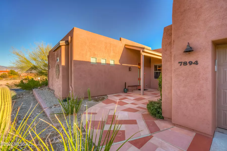 7894 S Galileo Lane, Tucson, AZ 85747