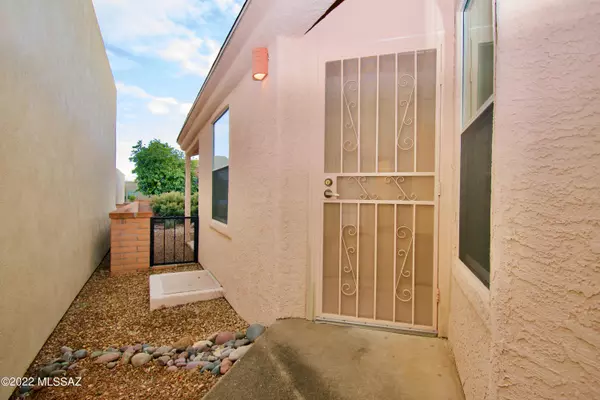 Green Valley, AZ 85614,543 W Deerview Court